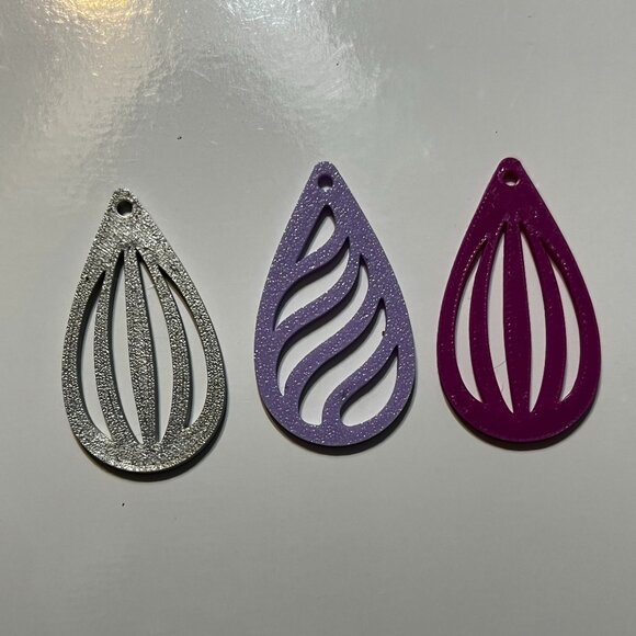 Elegant Balloon design 3D Printed Earrings on Sterling Silver Hooks - Picture 4 of 4